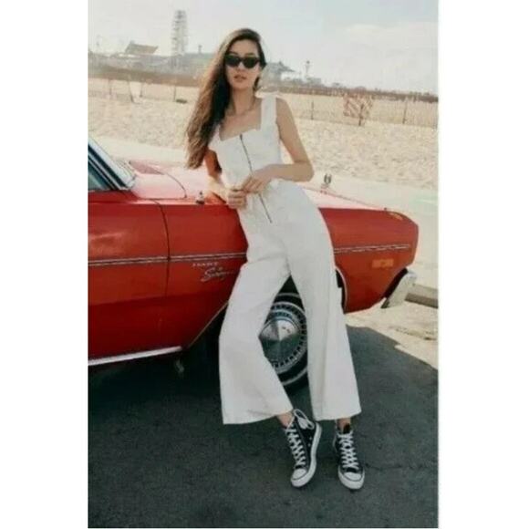 Free People Pants - Free People Sun Valley Jumpsuit Overalls Wide Leg Ruffle Strap Ivory Womens Sz 6